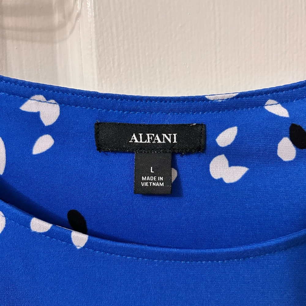 Alfani Women's Cobalt Blue Patterned Blouse - Picture 2 of 9